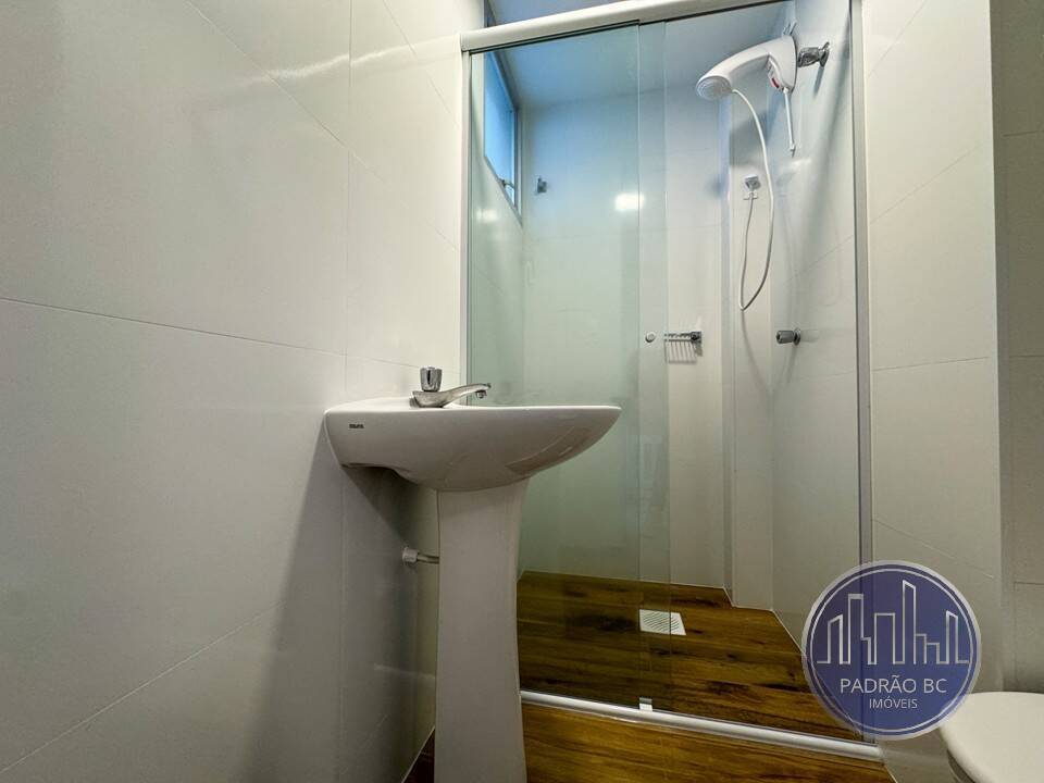 Apartamento para alugar com 4 quartos, 158m² - Foto 32