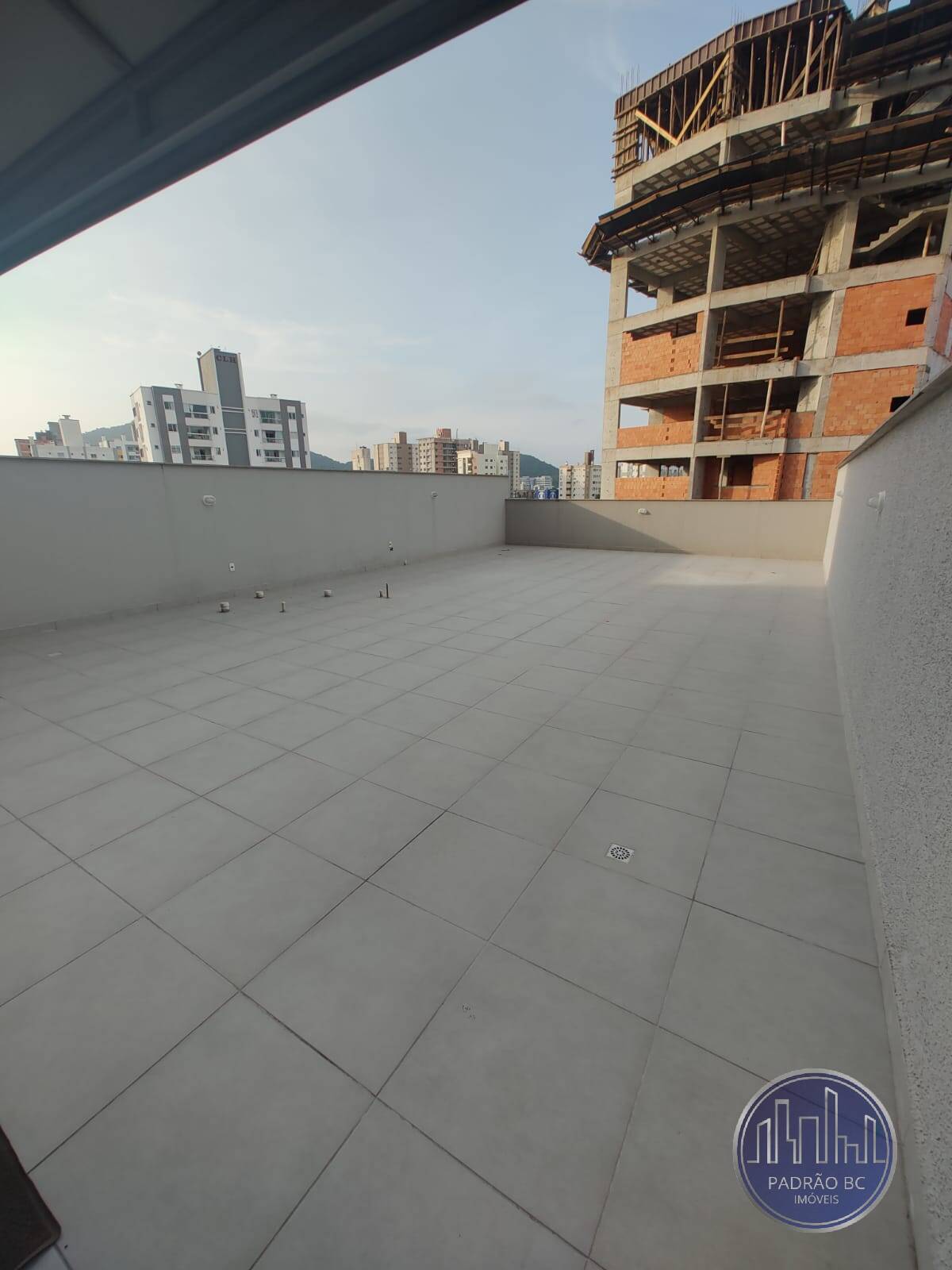 Apartamento à venda com 1 quarto, 171m² - Foto 11